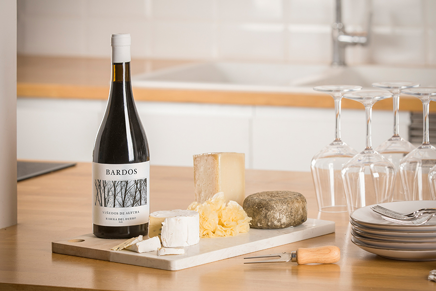 Bardos Wine Beauty Shot