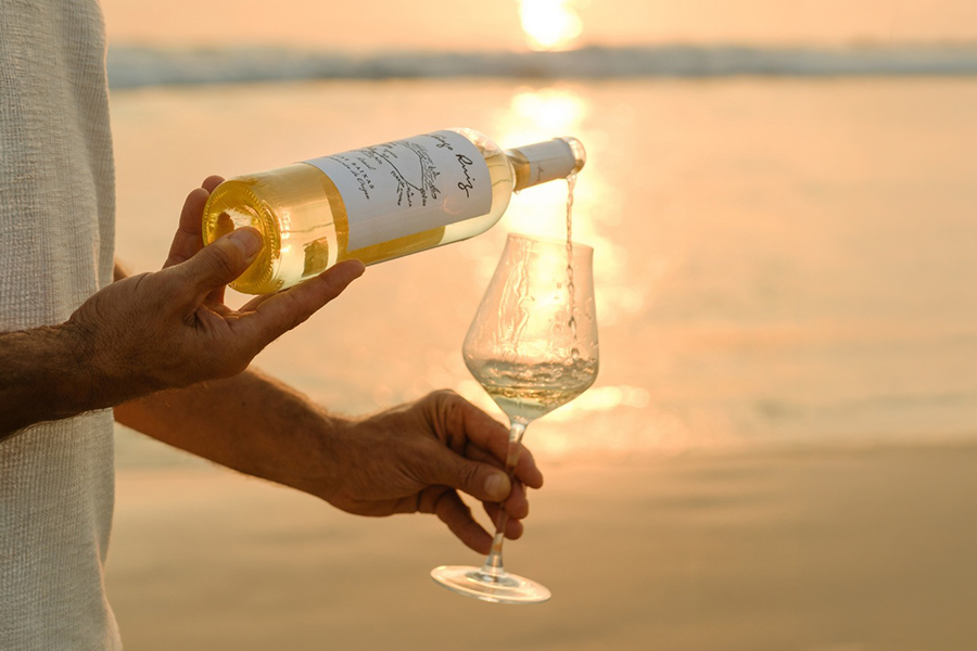 Bodegas-Santiago-Ruiz-Beauty-Shot