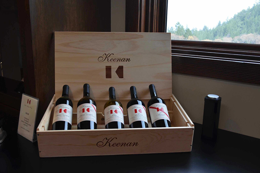 Keenan Wine Beauty Shot Interoir Beauty Box