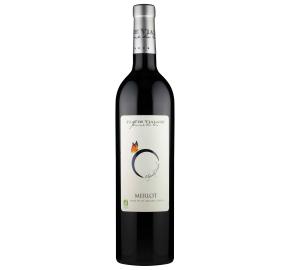 O by Claude Vialade - Merlot bottle