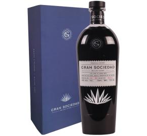 Gran Sociedad Tequila Joven Luxury Box bottle
