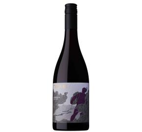 Tiraki - Pinot Noir bottle