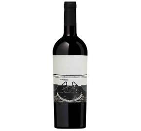 Editorial - Cabernet Sauvignon bottle