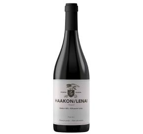 Purple Hands - Pinot Noir - Haakon/Lenai bottle