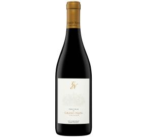 Grand Napa Vineyards - Pinot Noir bottle